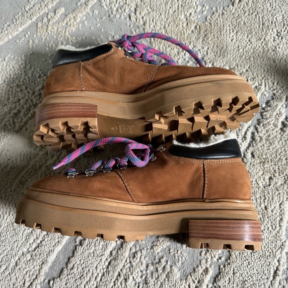 SCHUTZ Lucille tan camel Suede & shearling Bootie work boots chunky heel 6.5 NEW - Picture 6 of 12